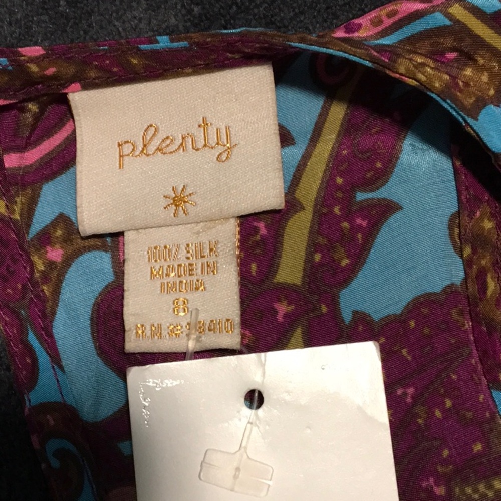 **NWT**Plenty Silk paisley tank💕💜 - Picture 4 of 8
